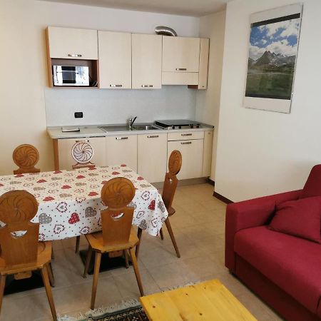 Appartamenti Vidi Pinzolo Exterior photo