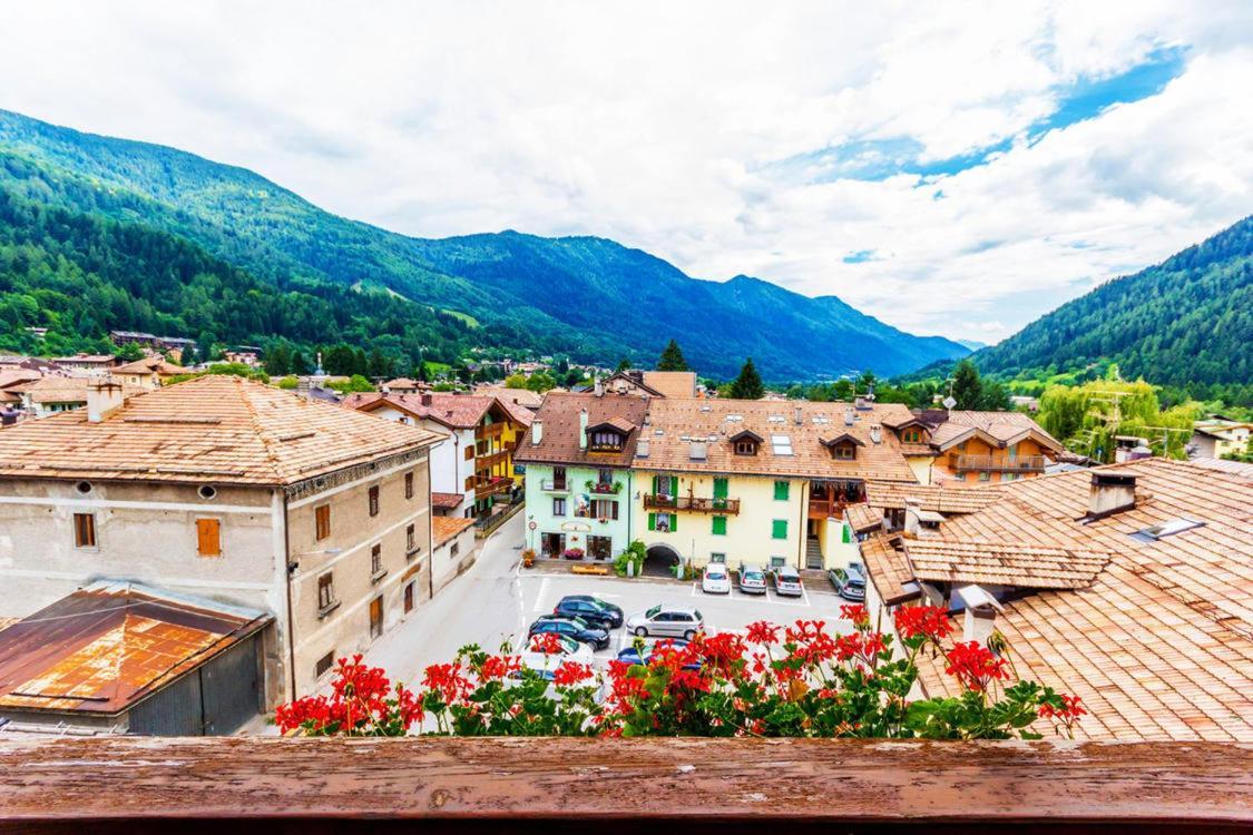 Appartamenti Vidi Pinzolo Exterior photo