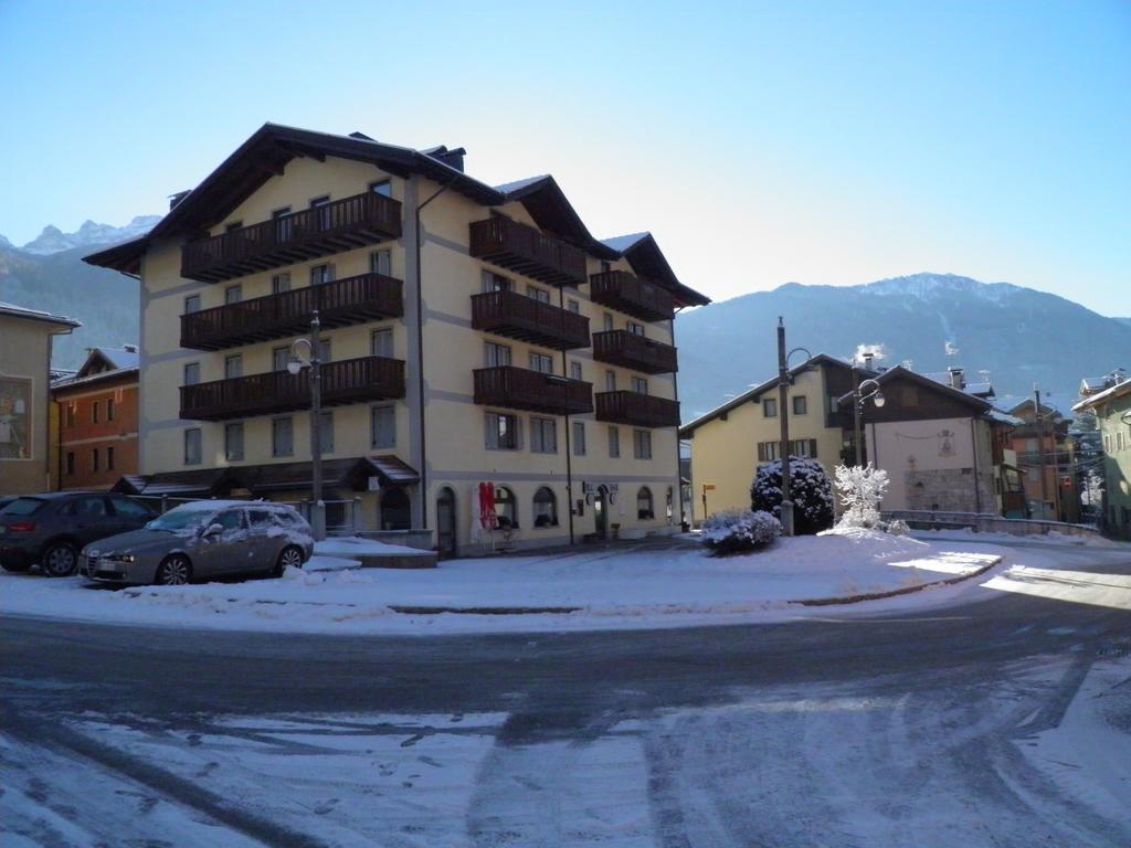 Appartamenti Vidi Pinzolo Exterior photo